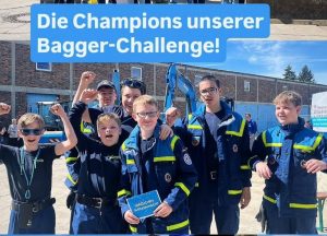 Gruppenbild von THW-Junghelfern mit der Überschrift "Die Champions der Bagger-Challenge"